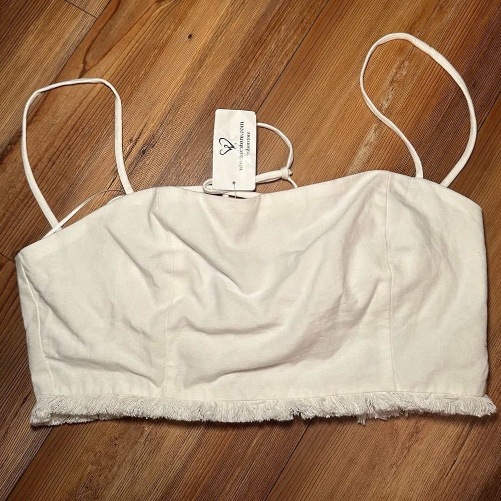 Windsor top. Never worn still has tags on it!